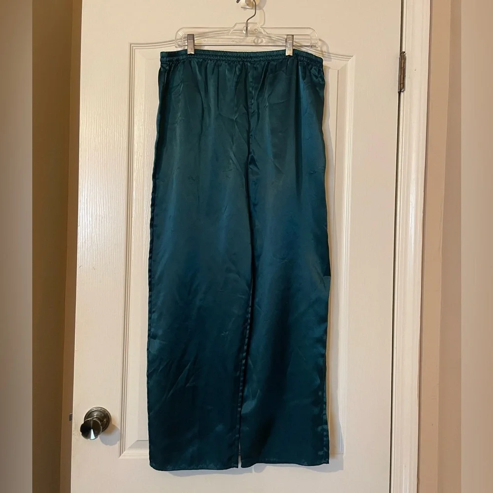 Victoria’s Secret VTG 90s Gold Label 2 Pc Green Satin Pajama Set Womens S